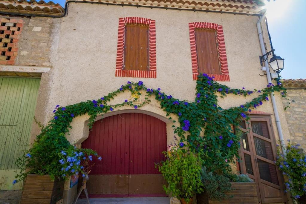 Le Brianyourhosthelper Minerve Exterior foto