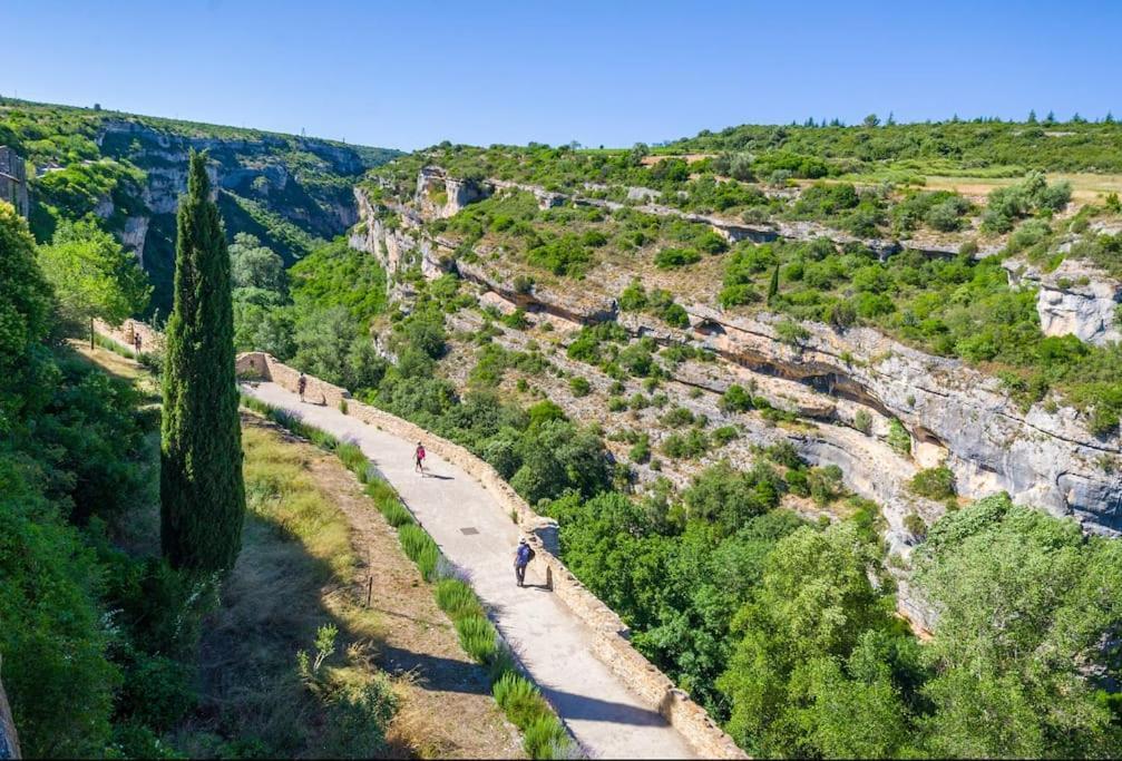 Le Brianyourhosthelper Minerve Exterior foto